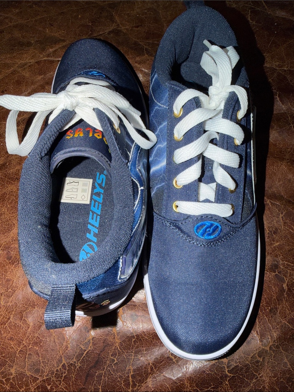 Pristine Condition Heelys Pro 20 Prints (Navy Blue / Lightning Design)